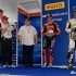 Brno 2010 World Superbike w Czechach - Maciej Lozinski wrecza nagrode za najszybsze okrazenie Brno2010