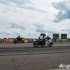 Wyscigi na 1 4 mili w Olsztynie relacja z lotniska Dajtki - Waldek Bulak wheelie