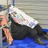 Bol dOr 2009 - Sikora tuz za podium - odpoczynek mechanika na Bol dOr 2009