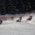 Grzegorz Knapp zuzel na lodzie okiem najlepszego Polaka - zawodnicy na zakrecie sanok ice racing 2010 b mg 0073