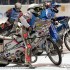 Warszawskie Towarzystwo Speedwaya wspiera Ice Racing - zawodnicy na lodzie