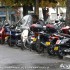 Paryskie motocykle - Paryskie motocykle na parkingu116