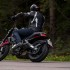 Ducati Scrambler ciesz sie zyciem - Scrambler Ducati Icon na zakretach
