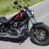 Harley Davidson Fat Bob kawal porecznego motocykla - prawy przod HD FatBob Scigacz pl