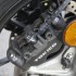 Honda VFR800X Crossrunner lepiej pozno niz pozniej - Zacisk VFR800X