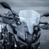Yamaha MT 10 dyskretny urok ciemnosci - Wysoka szyba Yamaha 2016 MT 10