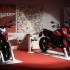 Ducati Hypermotard 950 ekstra emocje i ekstrawagancja - ducati na czerwonym dywanie