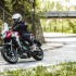 Honda CB500X wygodna kawalerka dla singla - Honda CB500X test motocykla 2019 akcja
