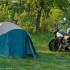 Ducati Scrambler 800 i 1100 wszechstronne motocykle ktore lamia mit gadzetu - Ducati Scrambler 800 namiot