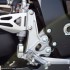 Ducati 848 Evo kontra Suzuki GSX-R750 - podnozki gsxr750 suzuki 2011 test tor poznan f1 24