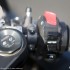 Ducati 848 Evo kontra Suzuki GSX-R750 - prawa manetka gsxr750 suzuki 2011 test tor poznan f1 27