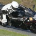 Ducati 848 Evo kontra Suzuki GSX-R750 - trakcja gsxr750 suzuki 2011 test tor poznan e4 39