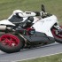 Ducati 848 Evo kontra Suzuki GSX-R750 - zakret 848 evo ducati test 2011 poznan a4 55