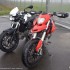 Ducati Hypermotard 796 i BMW F800R z detonatorem w reku - porownanie f800r hypermotard796 test a mg 0097