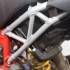 Ducati Hypermotard 796 i BMW F800R z detonatorem w reku - subframe hypermotard796 ducati test a mg 0060