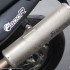 Ducati Hypermotard 796 i BMW F800R z detonatorem w reku - tlumik akrapovic f800r bmw test a mg 0020