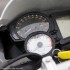 Ducati Hypermotard 796 i BMW F800R z detonatorem w reku - zegary f800r bmw test a mg 0003