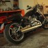 Harley-Davidson V-Rod Muscle sila - prawy tyl Harley Davidson V Rod Muscle