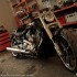 Harley-Davidson V-Rod Muscle sila - statyka przednie kolo Harley Davidson V Rod Muscle