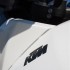 KTM 990 SM T ABS rozdwojenie jazni - Logo KTM