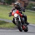 Wloskie szalenstwo Ducati Diavel vs Ducati Monster S4R - dynamika monster przod