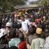 Cameroon Challenge motocyklowa podroz po Afryce - afrykanskie tlumy