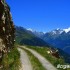 Motocyklem w Alpy wyprawa do mekki dwoch kolek - blekit nieba