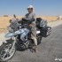 Syria i Jordania oczyma kobiety na motocyklu - BMW GS 650 z tubylcem