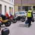 Wyprawy motocyklowe szkola pakowania - Motocykl turystyczny Rozpakowywanie sprzetow