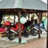Wyprawy motocyklowe szkola pakowania - motocykle pod dachem
