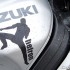 Suzuki GSX R1000 po 70 000 km niezniszczalny - Takie slady na ramie i baku zostaja nie po srucie ale po polupce zwirowej na torze