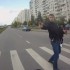 Rosja pieszy chce zastrzelic motocykliste - Rosja