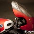 MV Agusta w stylu  cafe racer - owiewka bok