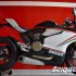 Ducati 1199 Panigale S Nero od Commonwealth Motorcycles - z dolu