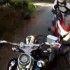 Motocyklista wjezdza czolowo w drugiego motocykliste - czolowka