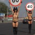 Topless vs predkosc  rosyjska kampania bezpieczenstwa - progi zwalniajace