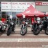 Motocykle Hondy w atrakcyjnych cenach - motocykle przed salonem Honda Karlik