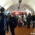 Wiosenny pokaz najnowszych motocykli Hondy w Warszawie - Wystawa motocykli Hondy zwiedzajacy