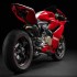 Ducati Panigale R 2015  mocy przybywaj - Ducati Panigale R 2015 tyl