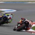 Rossi vs Marquez w ostatniej szykanie  zmiana na horyzoncie - assen tt rossi marquez