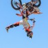 Red Bull XFighters  eksplozja nowych trickow w Madrycie - Dany Torres Paris Hilton Flip