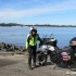 Motocyklem po Australii  okiem Ani Jackowskiej - na tle jeziora Australia czerwiec 2015