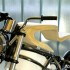 Prawie drewniany motocykl elektryczny dla hipstera - e raw elektryk