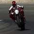 Ducati Monster 1200 R w akcji - Ducati Monster 1200 R guma