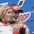 MotoGP na Motorland Aragon  co zrobi Lorenzo - hostessy motogp podium marquez