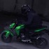 Kawasaki Z125 prawie jak motocykl Bonda - 2016 Z125 PRO w akcji