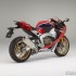 Honda CBR1000RR SP i SP2 na rok 2017  nowy gracz w stawce - 17YM CBR1000RR Fireblade SP prawy tyl