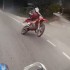 Spektakularna gleba na motocyklu crossowym - motocross wypadek