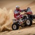 Sonik i Wisniewski BialoCzerwoni odpieraja ataki rywali - Rafal Sonik Abu Dhabi Desert Challenge
