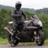 W co sie ubrac na motocykl Styl wygoda bezpieczenstwo  Czesc 1 - motocyklista w kompletnym stroju